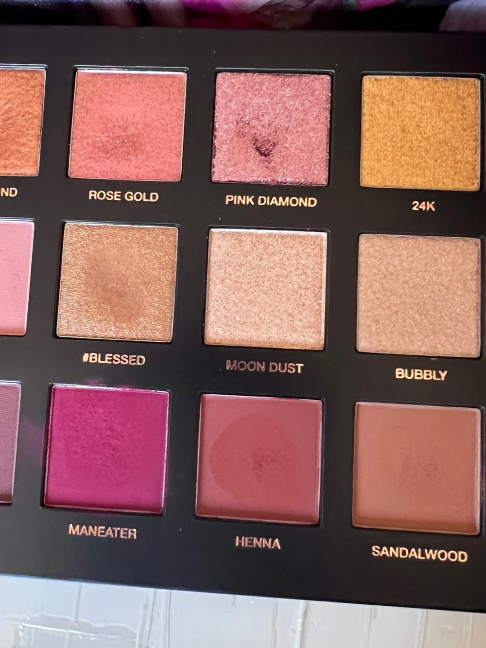 HUDA BEAUTY Rose Gold Palette — Remastered